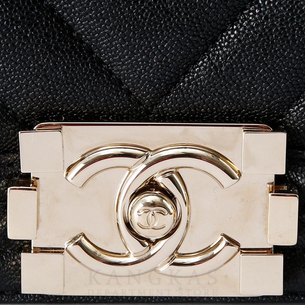 CHANEL(USED)샤넬 보이샤넬 미듐 플랩백