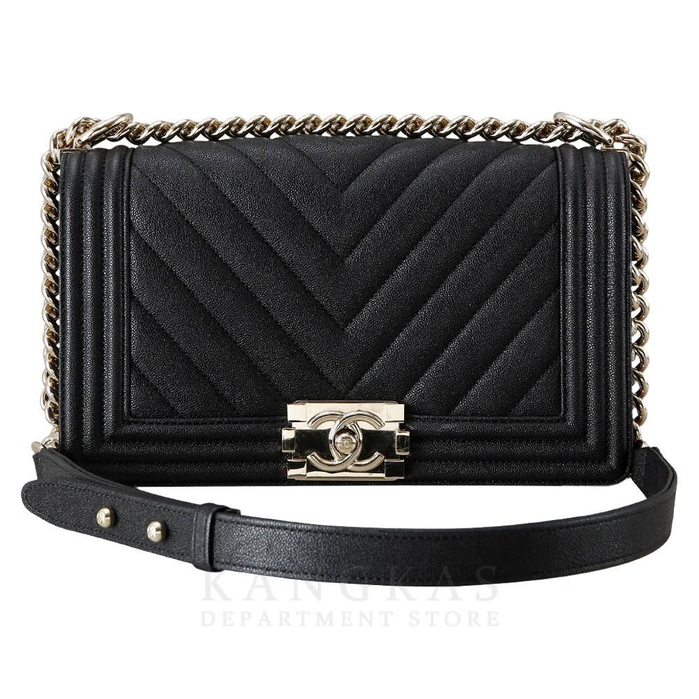 CHANEL(USED)샤넬 보이샤넬 미듐 플랩백
