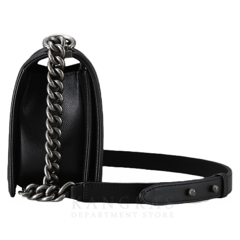 CHANEL(USED)샤넬 보이샤넬 미듐 플랩백
