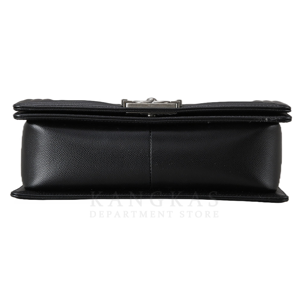 CHANEL(USED)샤넬 보이샤넬 미듐 플랩백