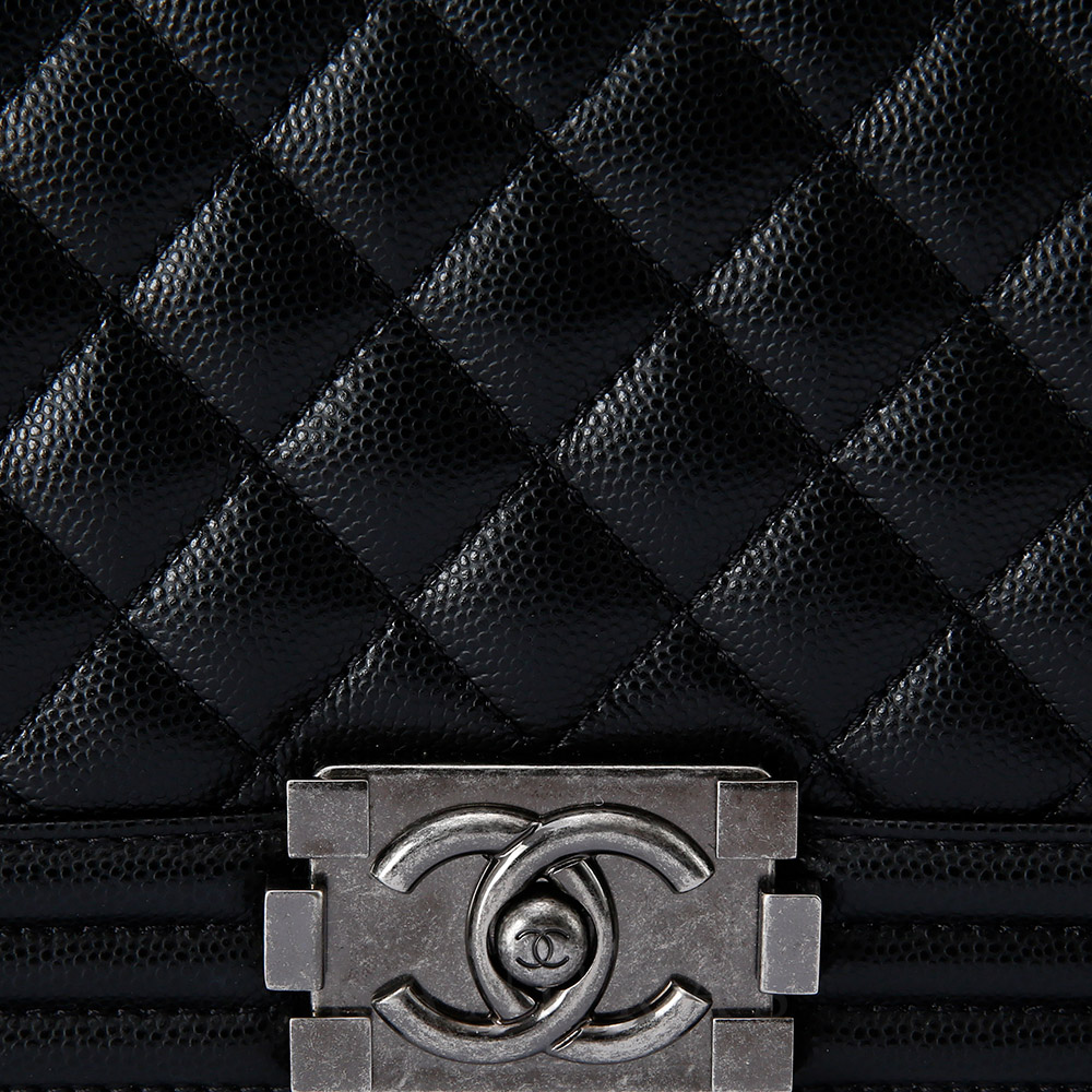CHANEL(USED)샤넬 캐비어 보이샤넬 미듐