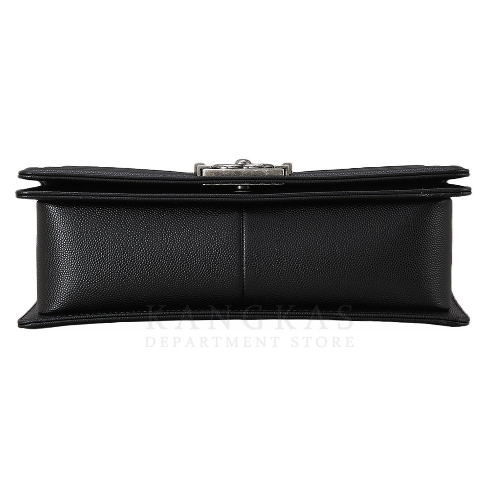 CHANEL(USED)샤넬 캐비어 보이샤넬 미듐