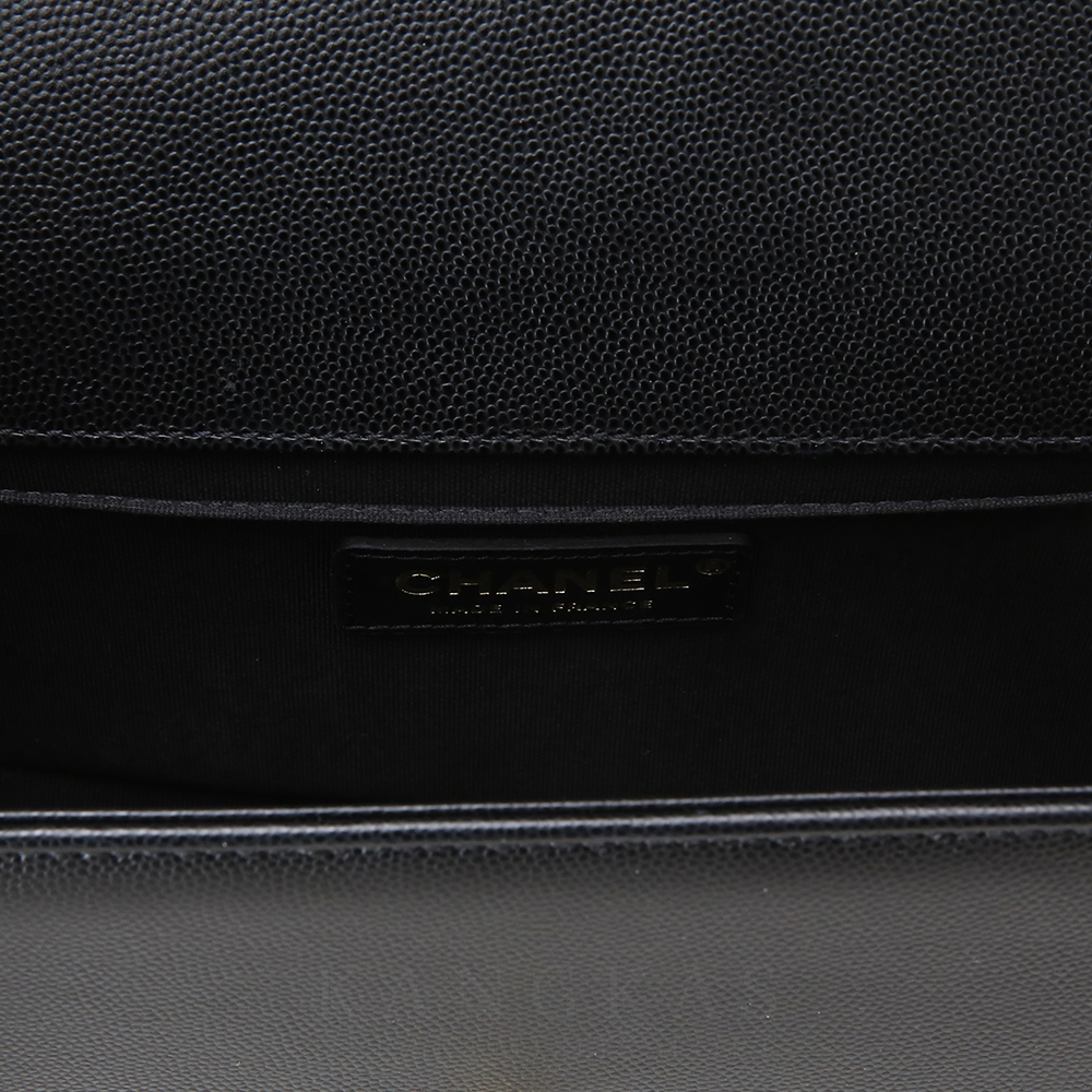 CHANEL(USED)샤넬 캐비어 보이샤넬 미듐