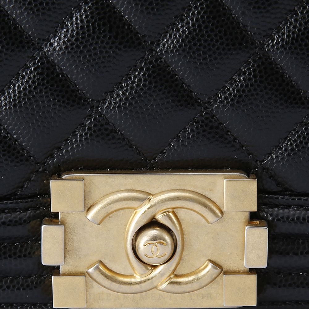 CHANEL(USED)샤넬 캐비어 보이샤넬 미듐