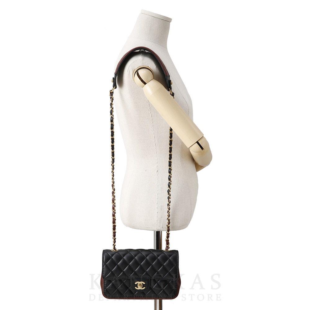 CHANEL(USED)샤넬 시즌 체인 플랩백