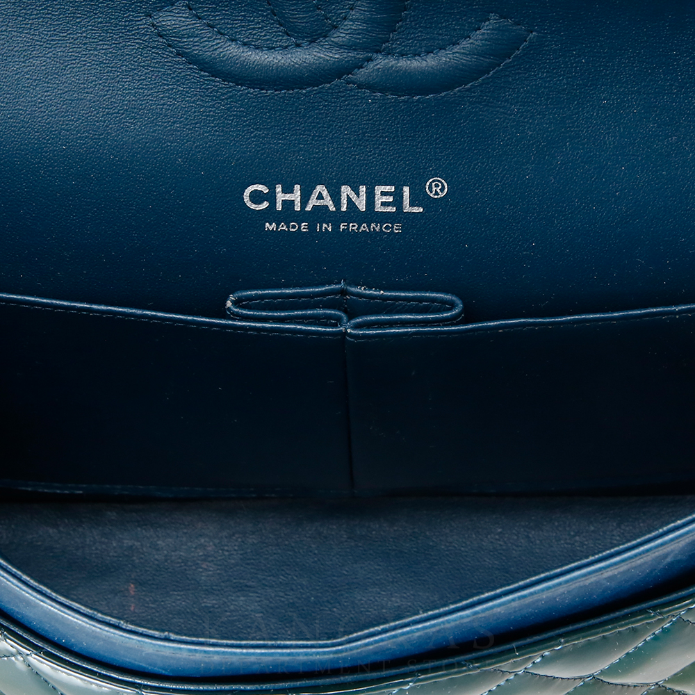 CHANEL(USED)샤넬 페이던트 클래식 미듐 플랩백