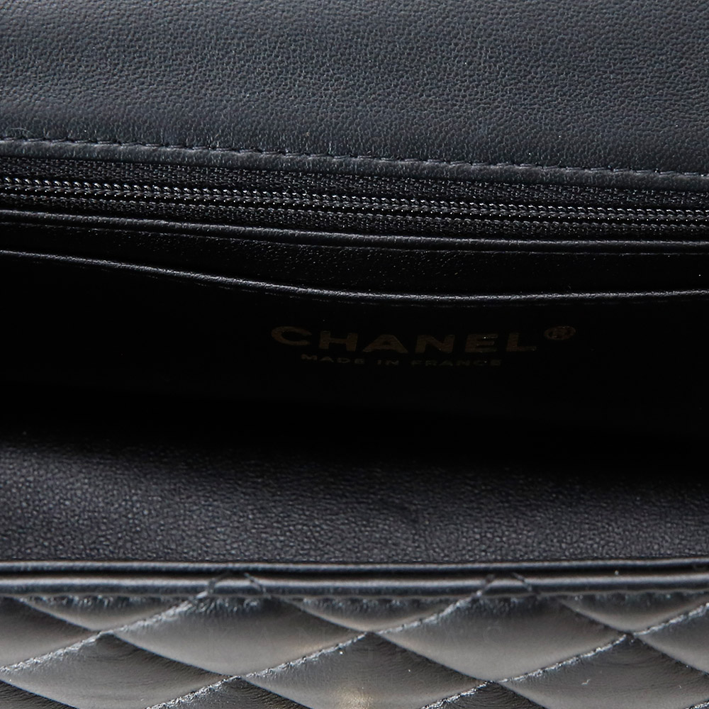 CHANEL(USED)샤넬 클래식 뉴미니 탑핸들