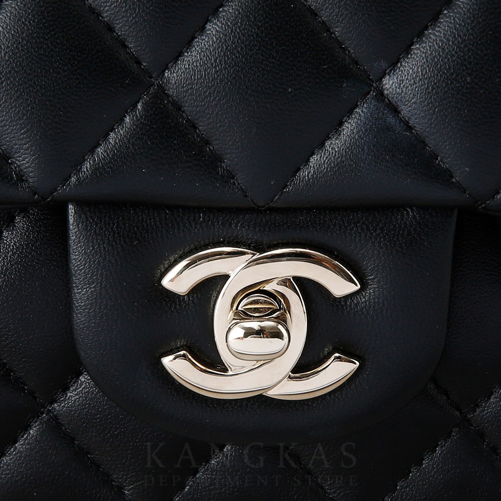 CHANEL(USED)샤넬 클래식 뉴미니 탑핸들