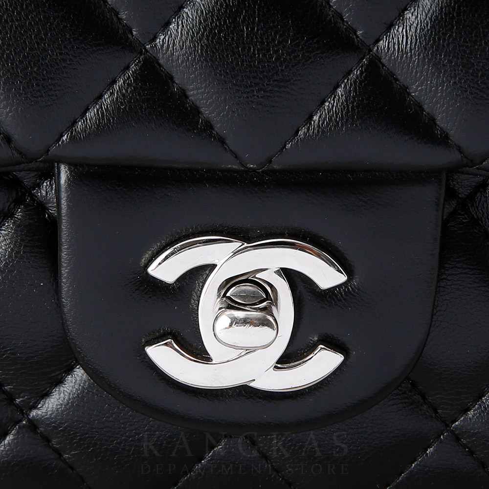 CHANEL(USED)샤넬 클래식 뉴미니 플랩백