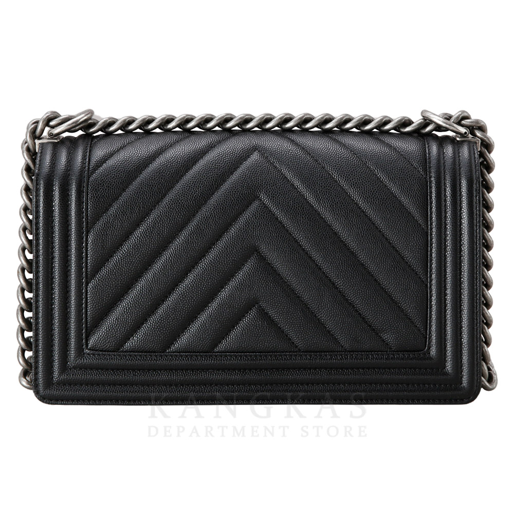 CHANEL(USED)샤넬 캐비어 쉐브론 보이샤넬 미듐