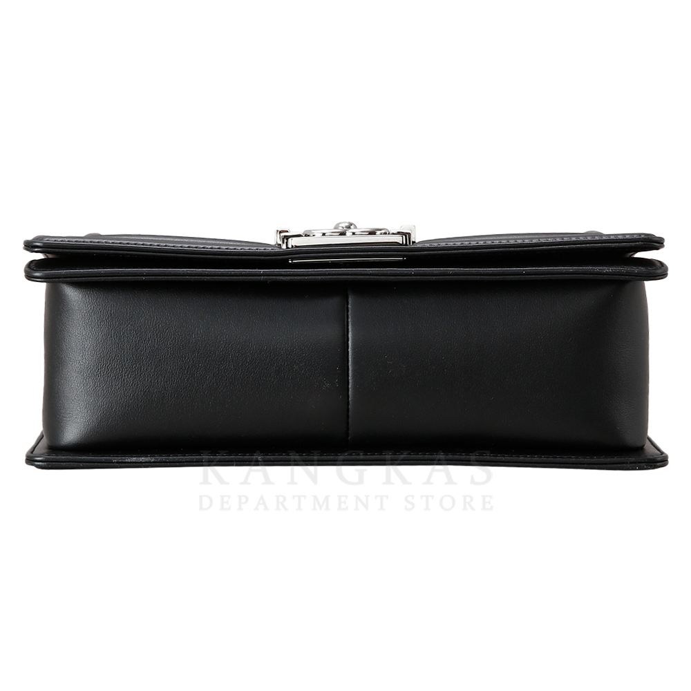 CHANEL(USED)샤넬 카프스킨 보이샤넬 미듐 플랩백