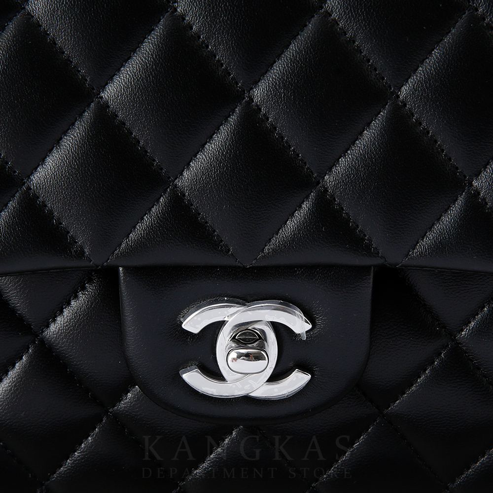 CHANEL(NEW)샤넬 클래식 램스킨 미듐 (새상품) NEW PRODUCT
