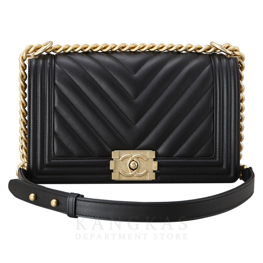 CHANEL(USED)샤넬 쉐브론 보이샤넬 미듐 플랩백