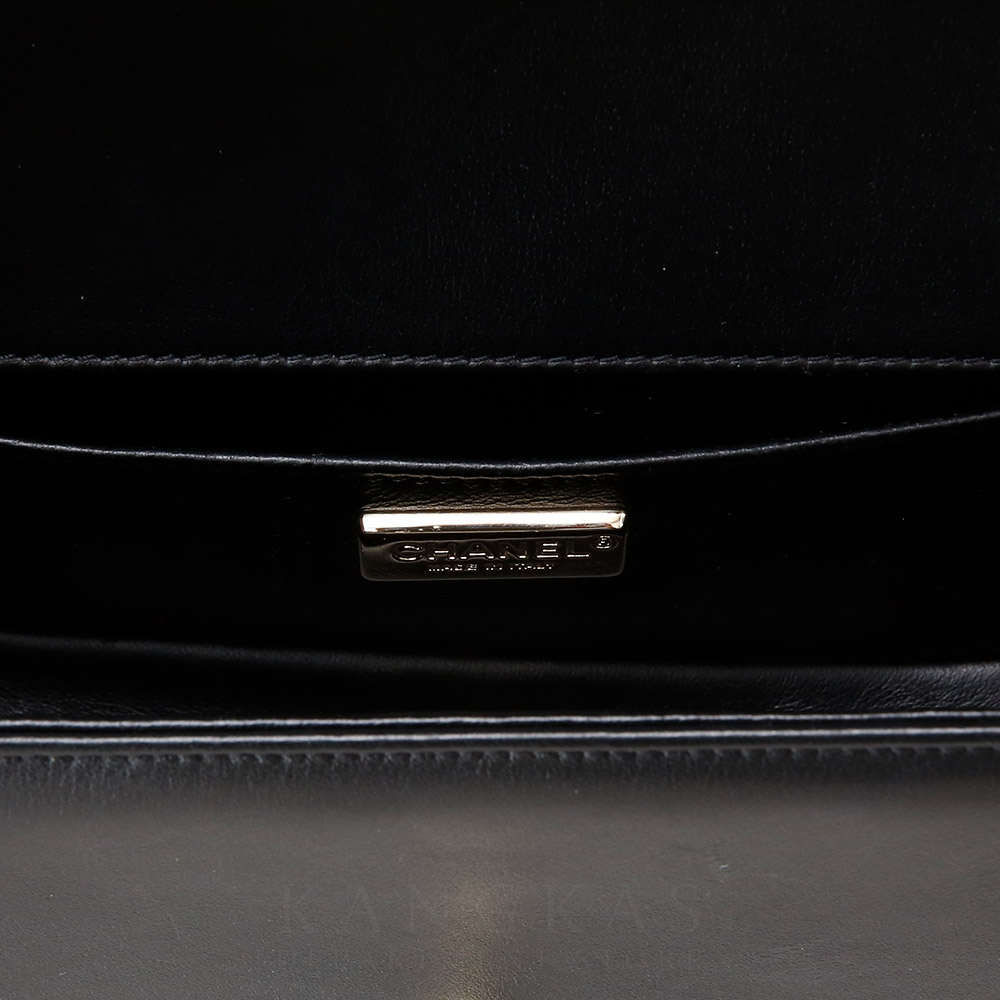 CHANEL(USED)샤넬 A67085 보이샤넬 스몰 플랩백