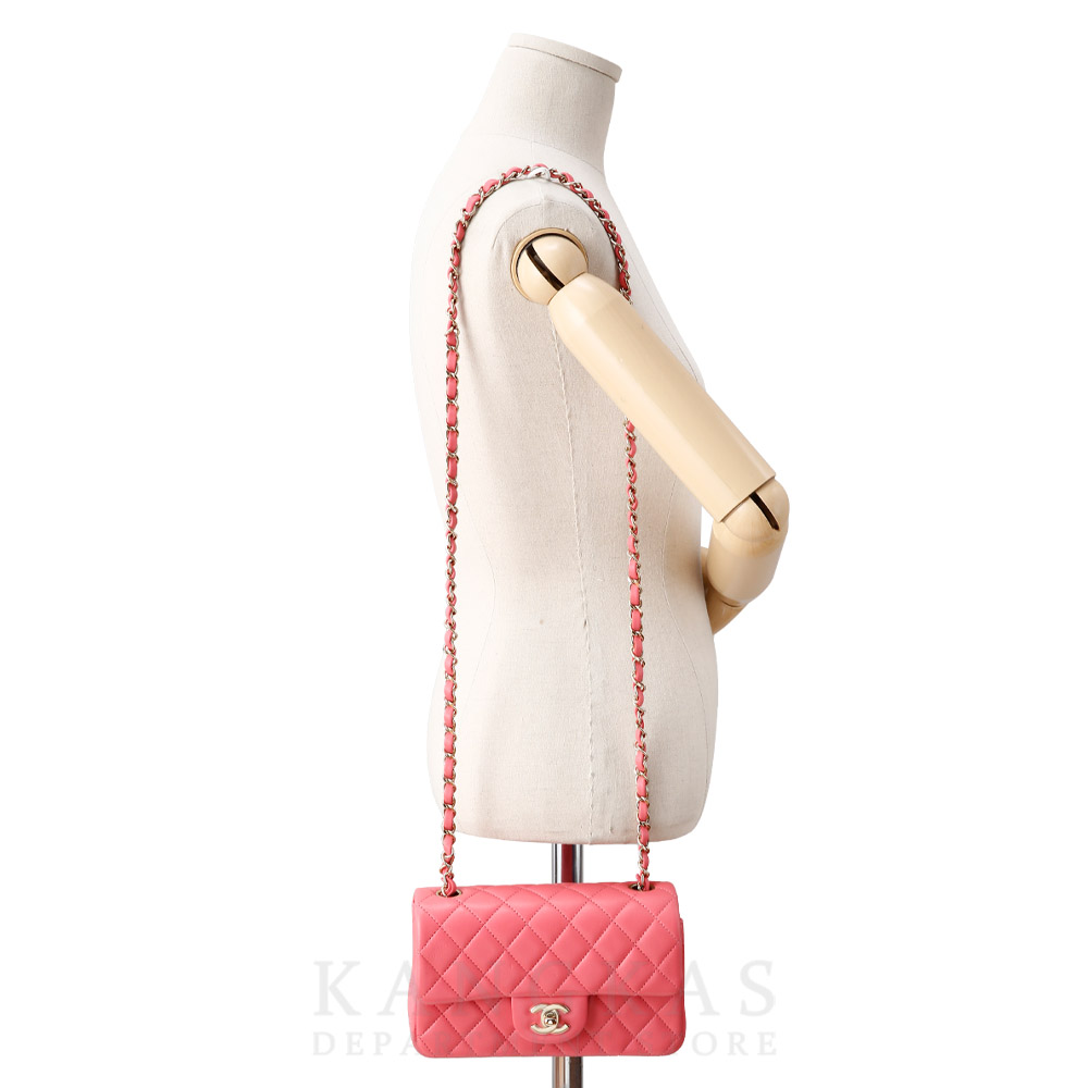CHANEL(USED)샤넬 램스킨 클래식 뉴미니