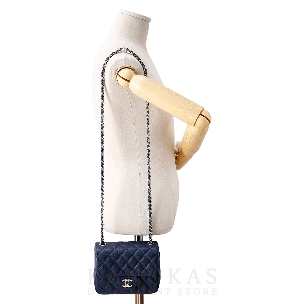 CHANEL(USED)샤넬 클래식 캐비어 쁘띠삭