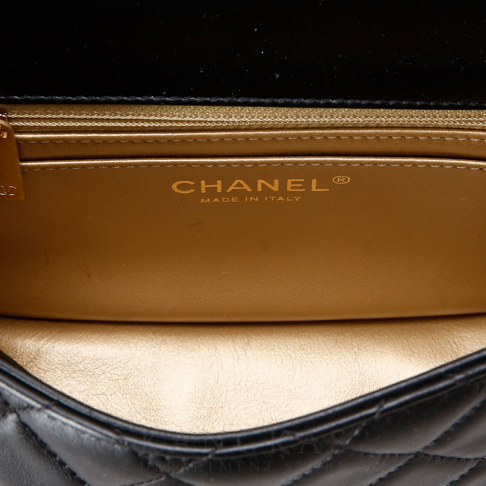 CHANEL(USED)샤넬 AS1786 램스킨 클래식 골든볼 쁘띠삭