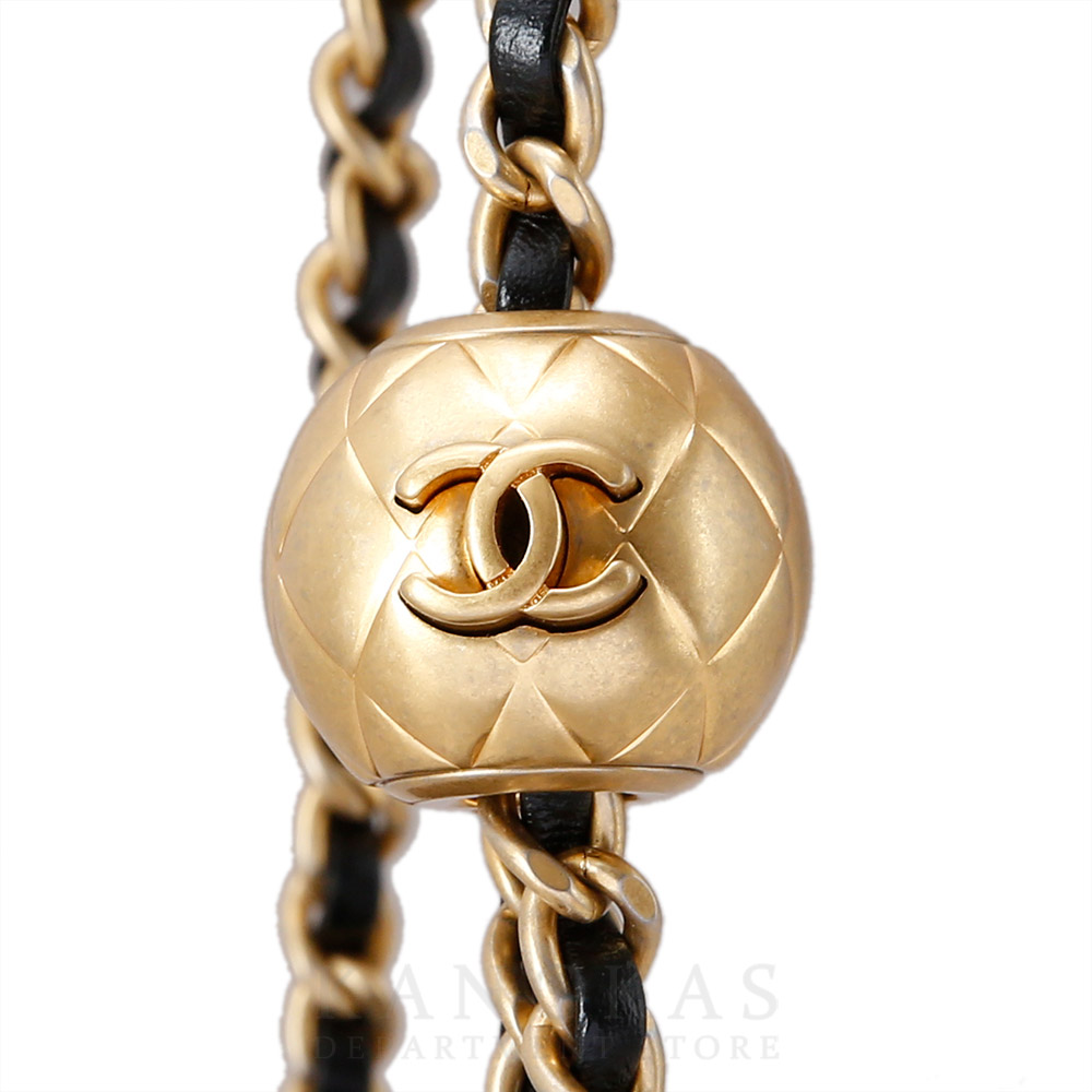 CHANEL(USED)샤넬 AS1786 램스킨 클래식 골든볼 쁘띠삭