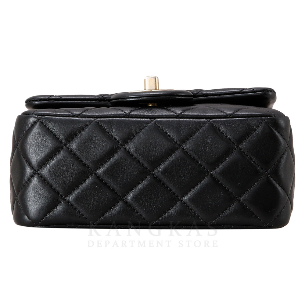 CHANEL(USED)샤넬 AS1786 램스킨 클래식 골든볼 쁘띠삭