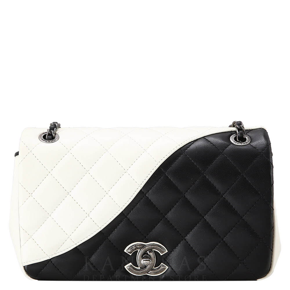 CHANEL(USED)샤넬 CC로고 시즌 체인 플랩백