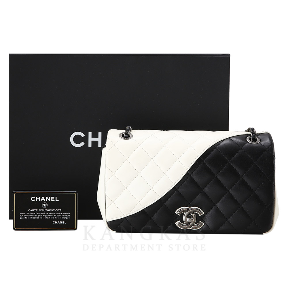 CHANEL(USED)샤넬 CC로고 시즌 체인 플랩백