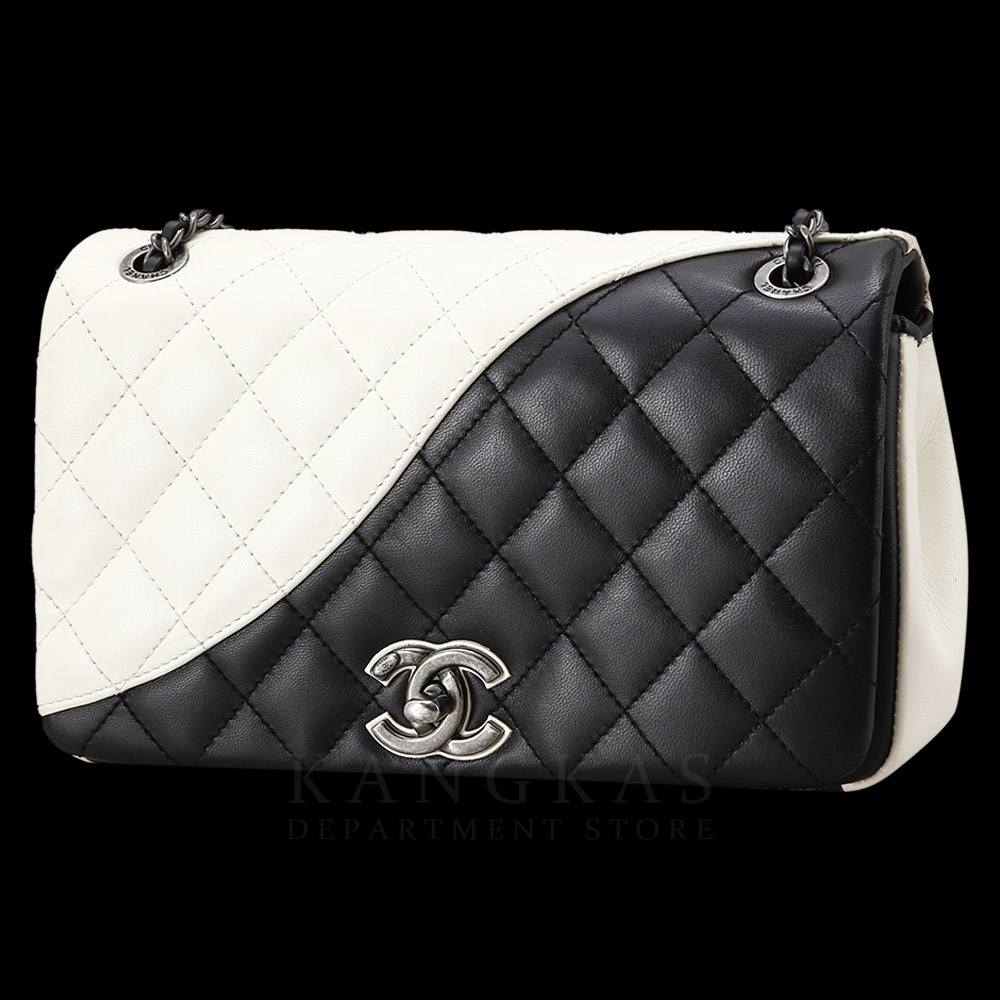 CHANEL(USED)샤넬 CC로고 시즌 체인 플랩백