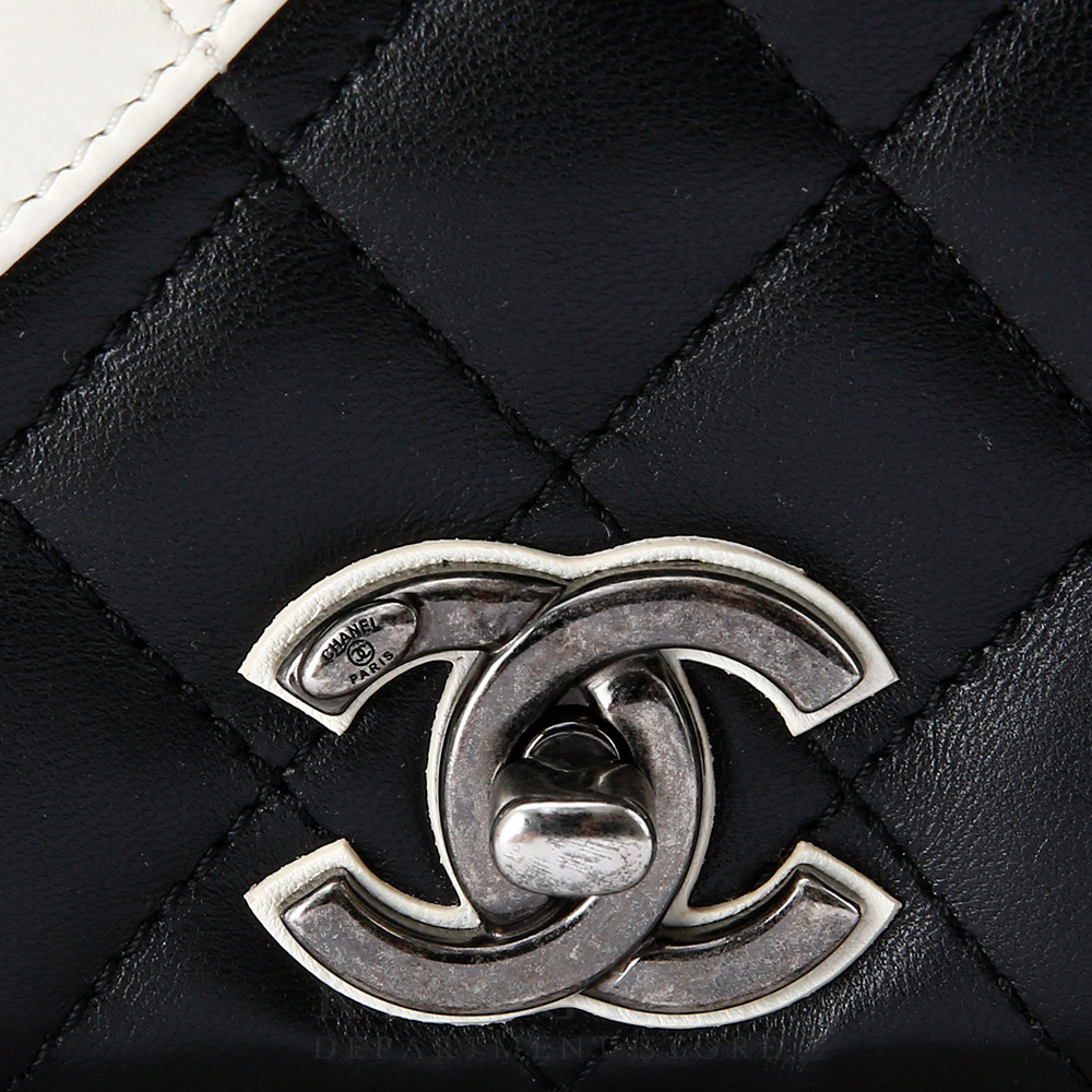CHANEL(USED)샤넬 CC로고 시즌 체인 플랩백
