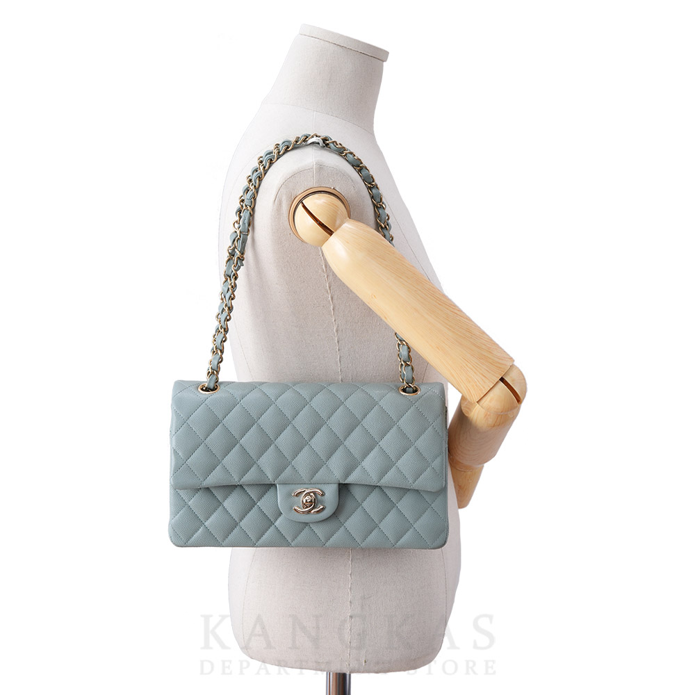 CHANEL(USED)샤넬 캐비어 클래식 미듐 플랩백