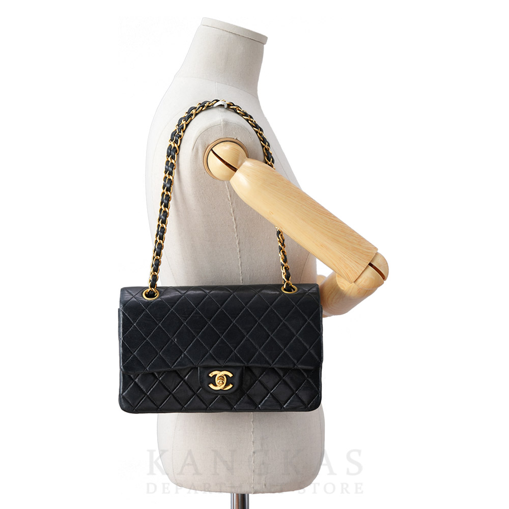 CHANEL(USED)샤넬 클래식 램스킨 미듐