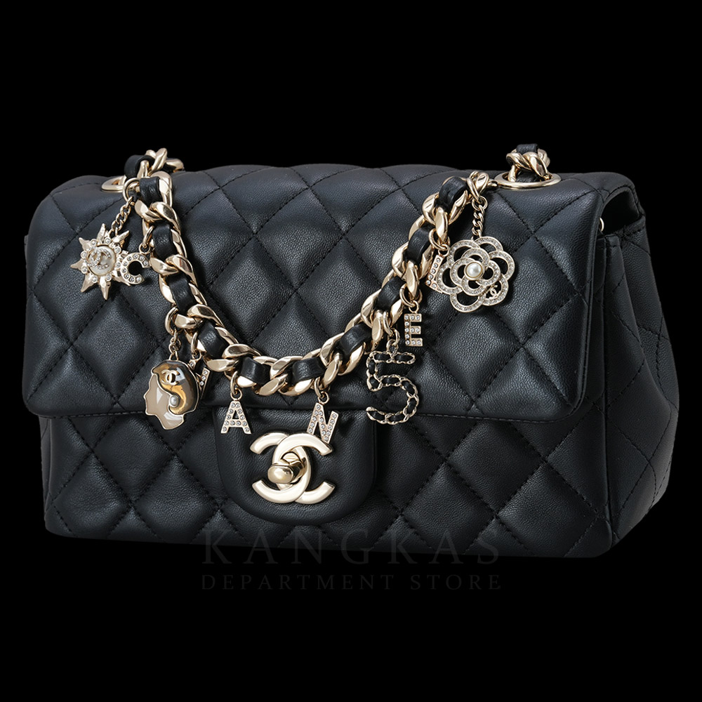 CHANEL(USED)샤넬 클래식 램스킨 참장식 플랩백