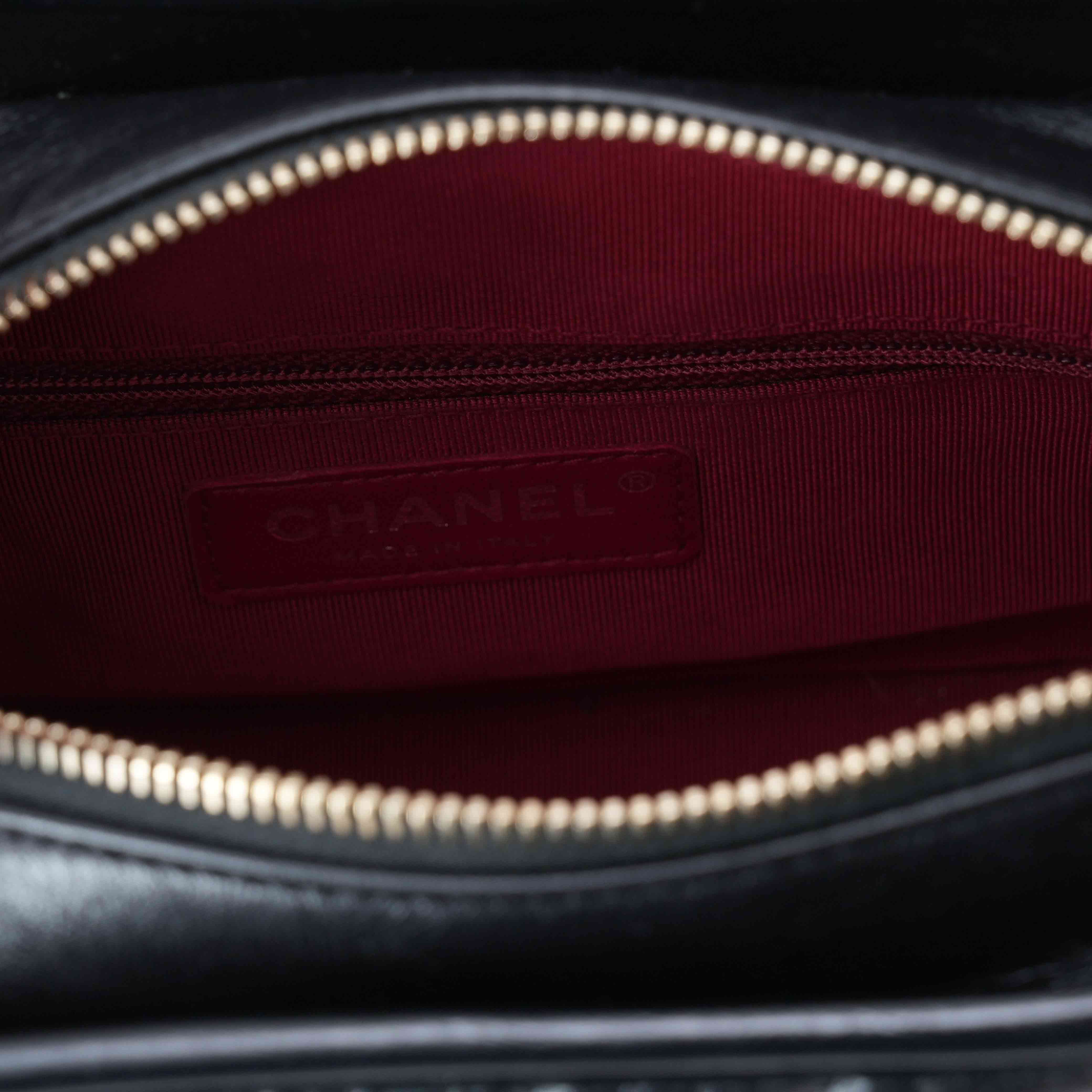 CHANEL(USED)샤넬 가브리엘 쉐브론 호보 스몰
