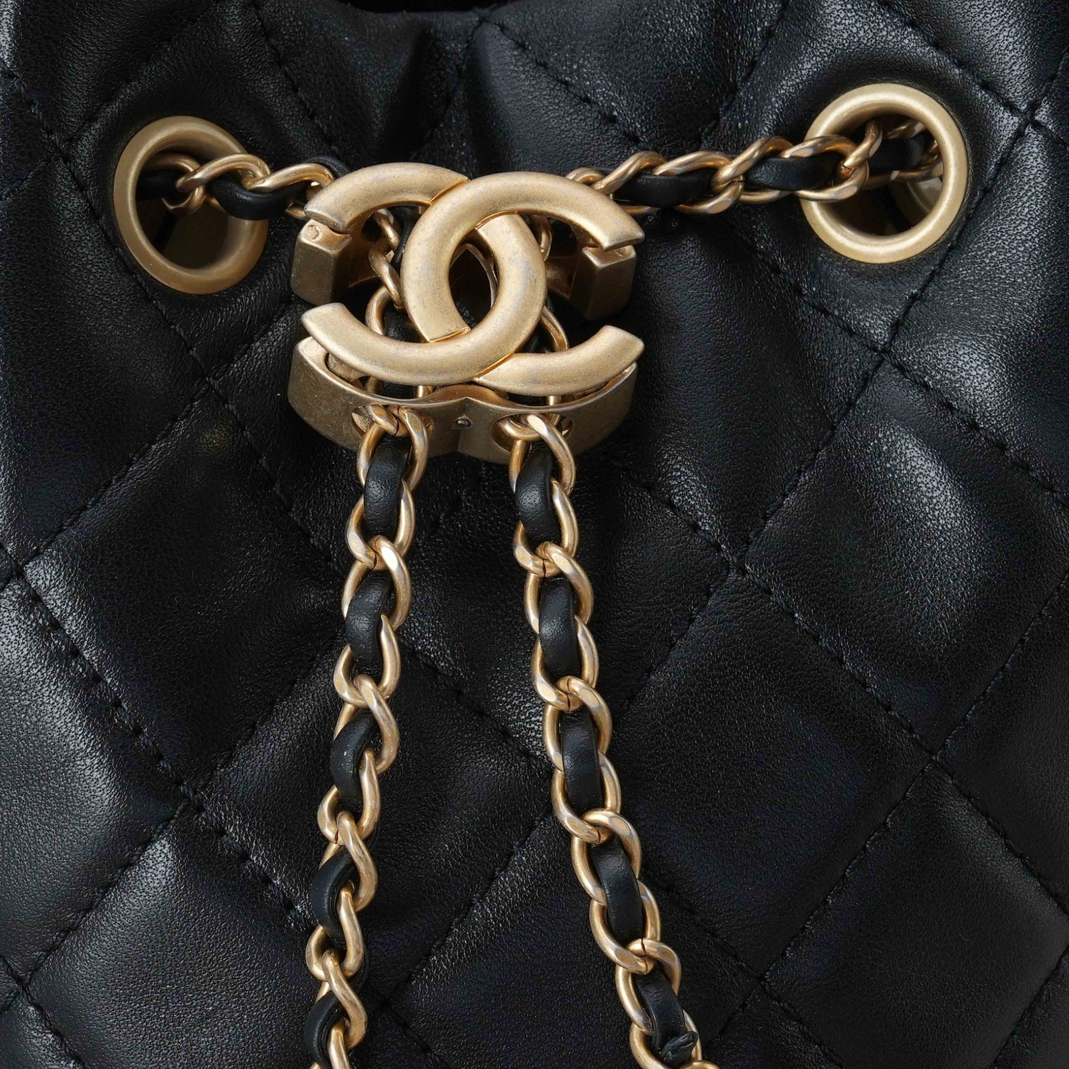 CHANEL(USED)샤넬 시즌 골든볼 버킷백