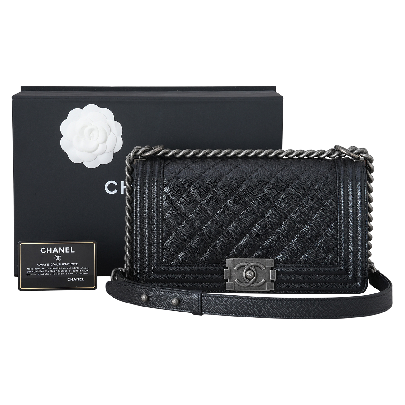 CHANEL(USED)샤넬 캐비어 보이샤넬 미듐