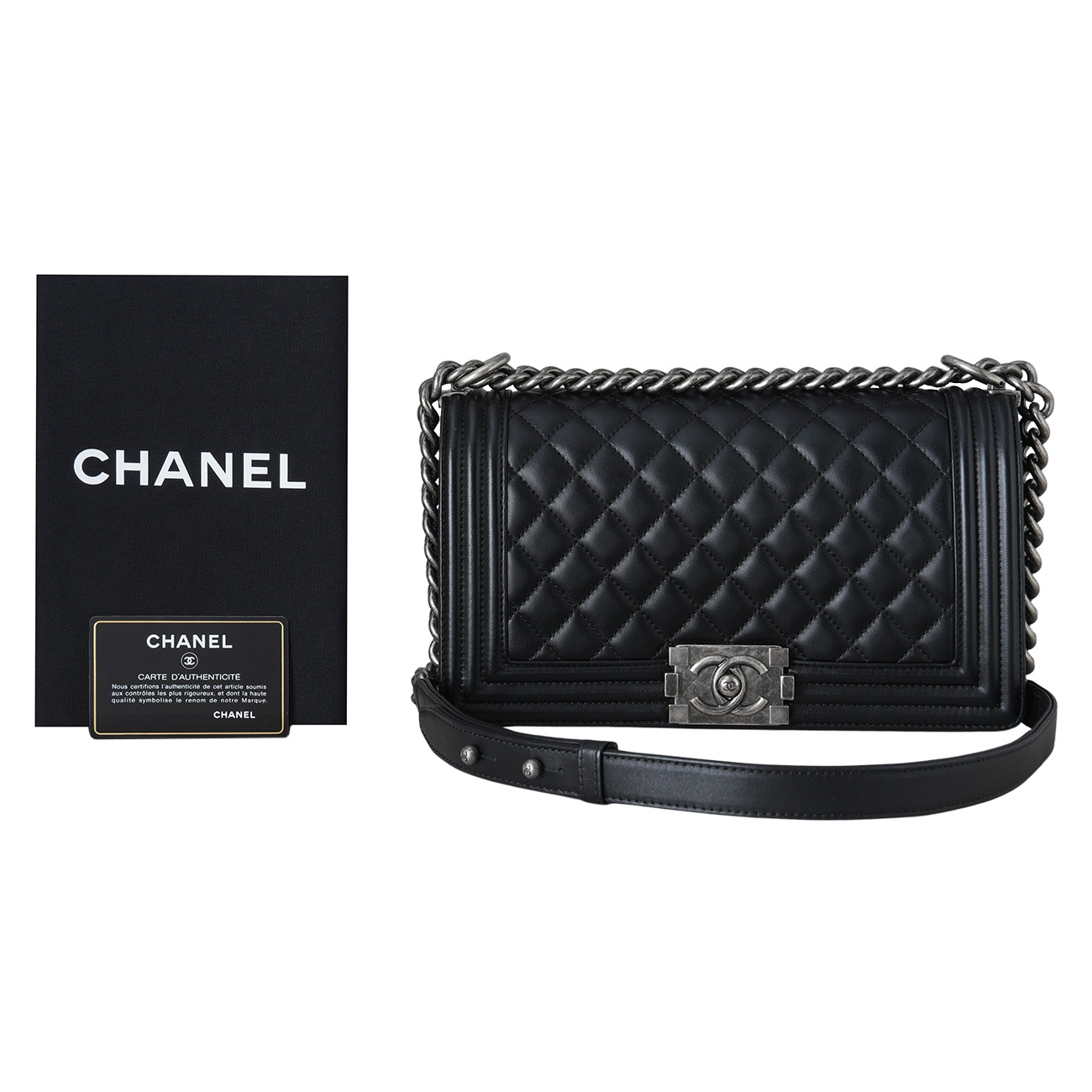 CHANEL(USED)샤넬 램스킨 보이샤넬 미듐 플랩백