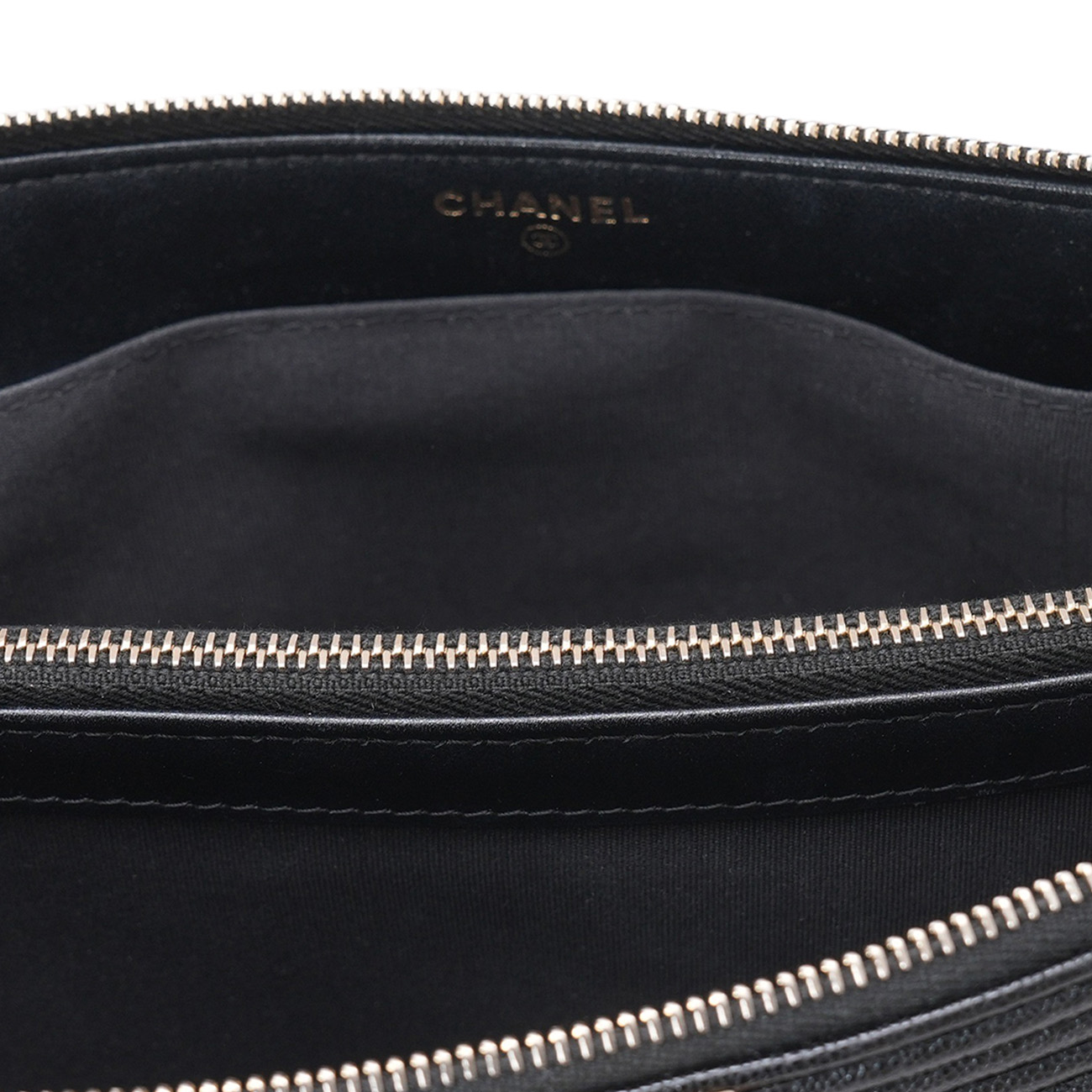 CHANEL(USED)샤넬 캐비어 보이샤넬 파우치