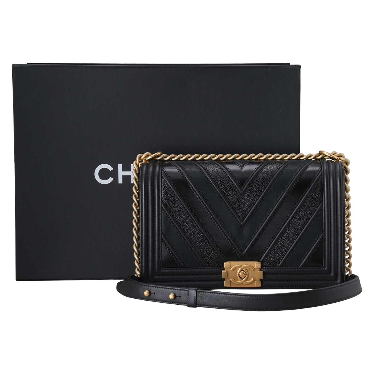 CHANEL(USED)샤넬 시즌 쉐브론 보이샤넬 뉴미듐 플랩백