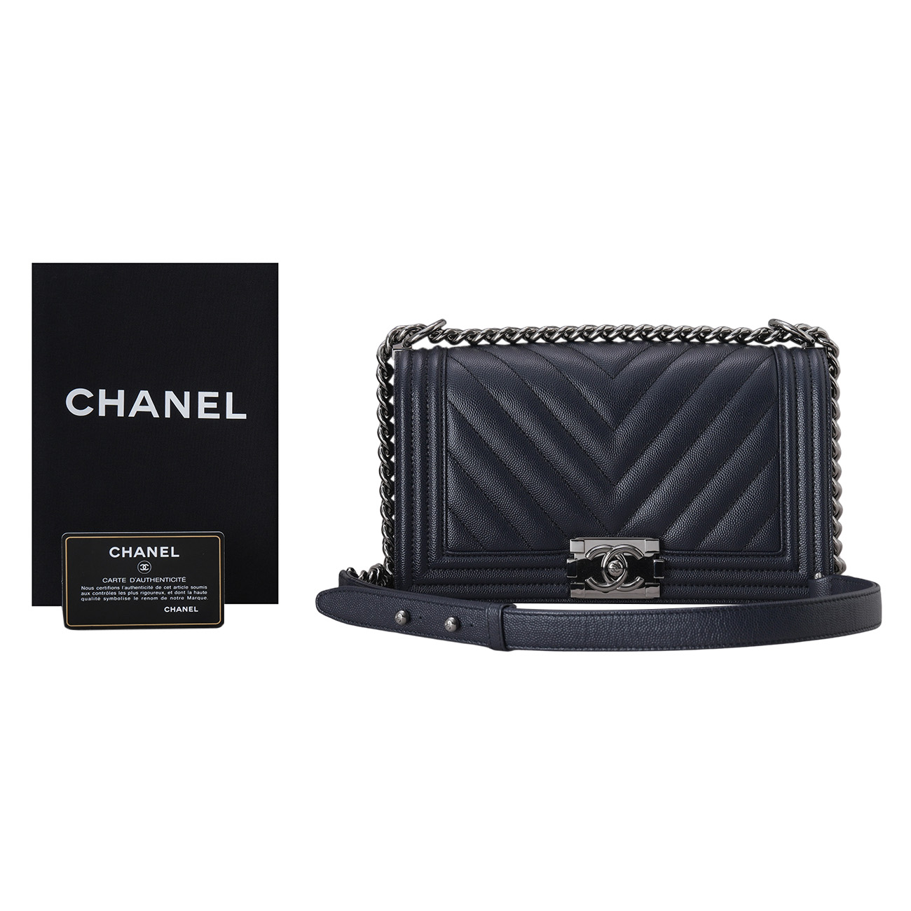 CHANEL(USED)샤넬 캐비어 쉐브론 보이샤넬 미듐 플랩백