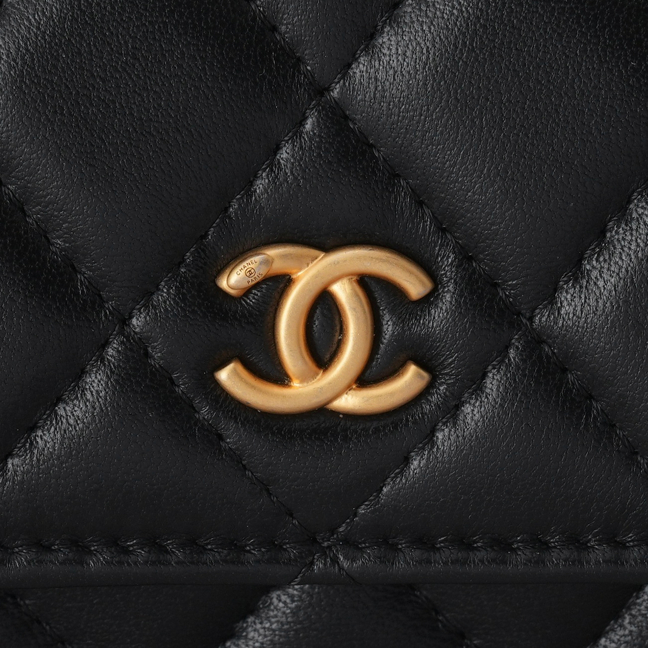 Chanel(USED)샤넬 램스킨 클래식 미듐 플랩백