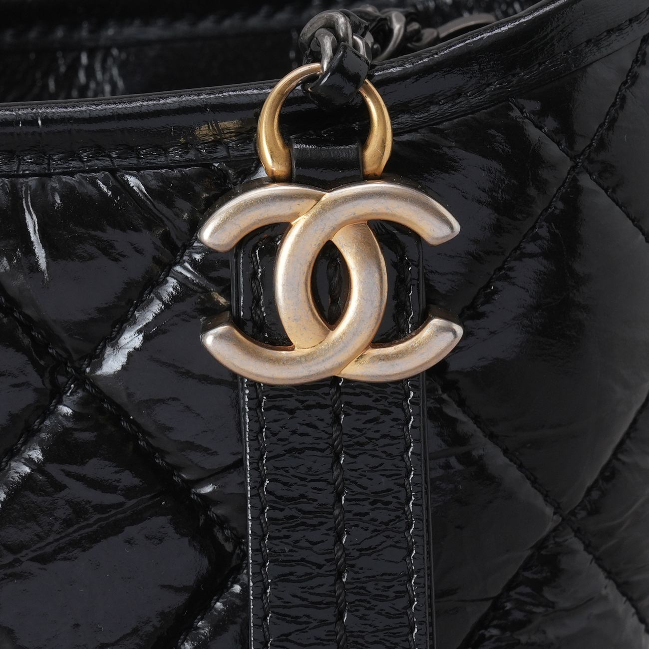 CHANEL(USED)샤넬 페이던트 가브리엘 호보 뉴미듐