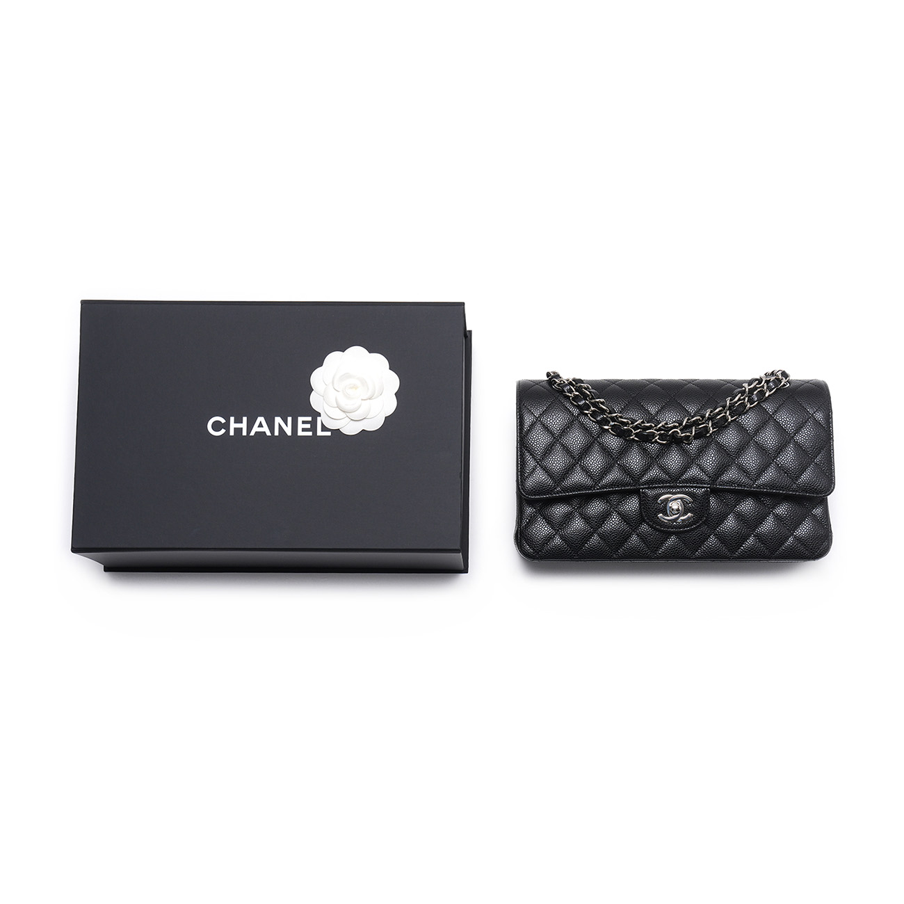 CHANEL(USED)샤넬 캐비어 클래식 미듐 플랩백