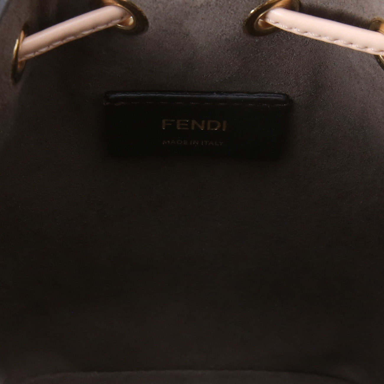FENDI(USED)펜디 몬트레조 버킷백