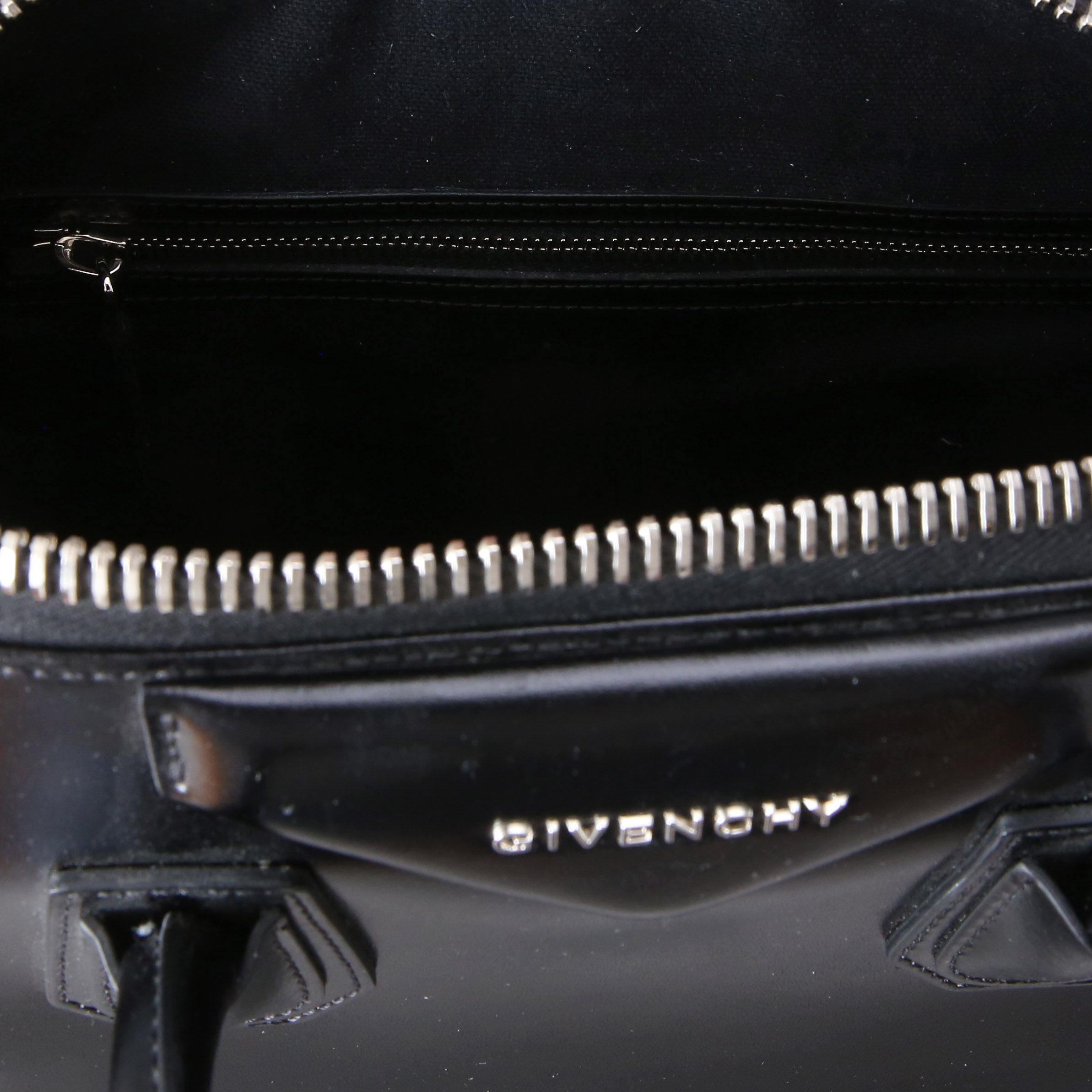 GIVENCHY(USED)지방시 안티고나 토트백