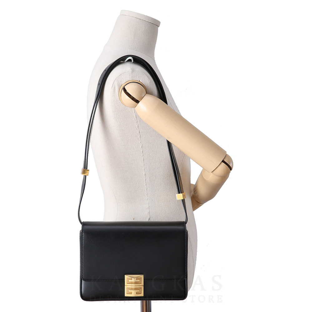 GIVENCHY(USED)지방시 4G 미듐 숄더백
