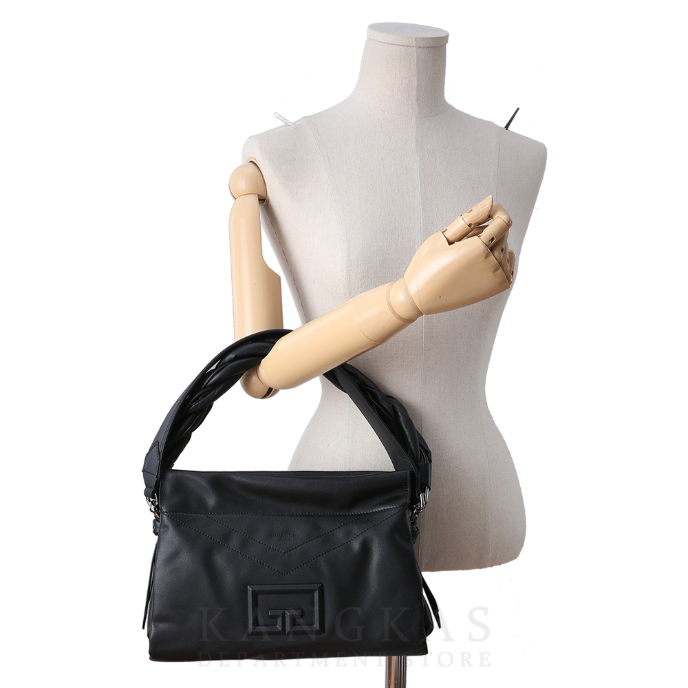 GIVENCHY(USED)지방시 꼬임 스트랩 호보 숄더백