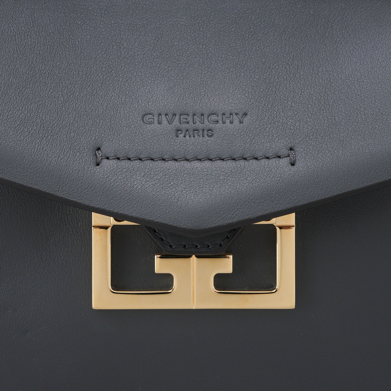 GIVENCHY(USED)지방시 미스틱 미니 크로스백