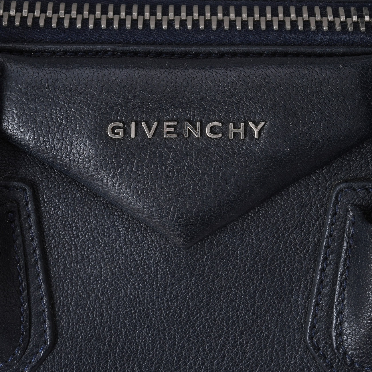 GIVENCHY(USED)지방시 안티고나 스몰