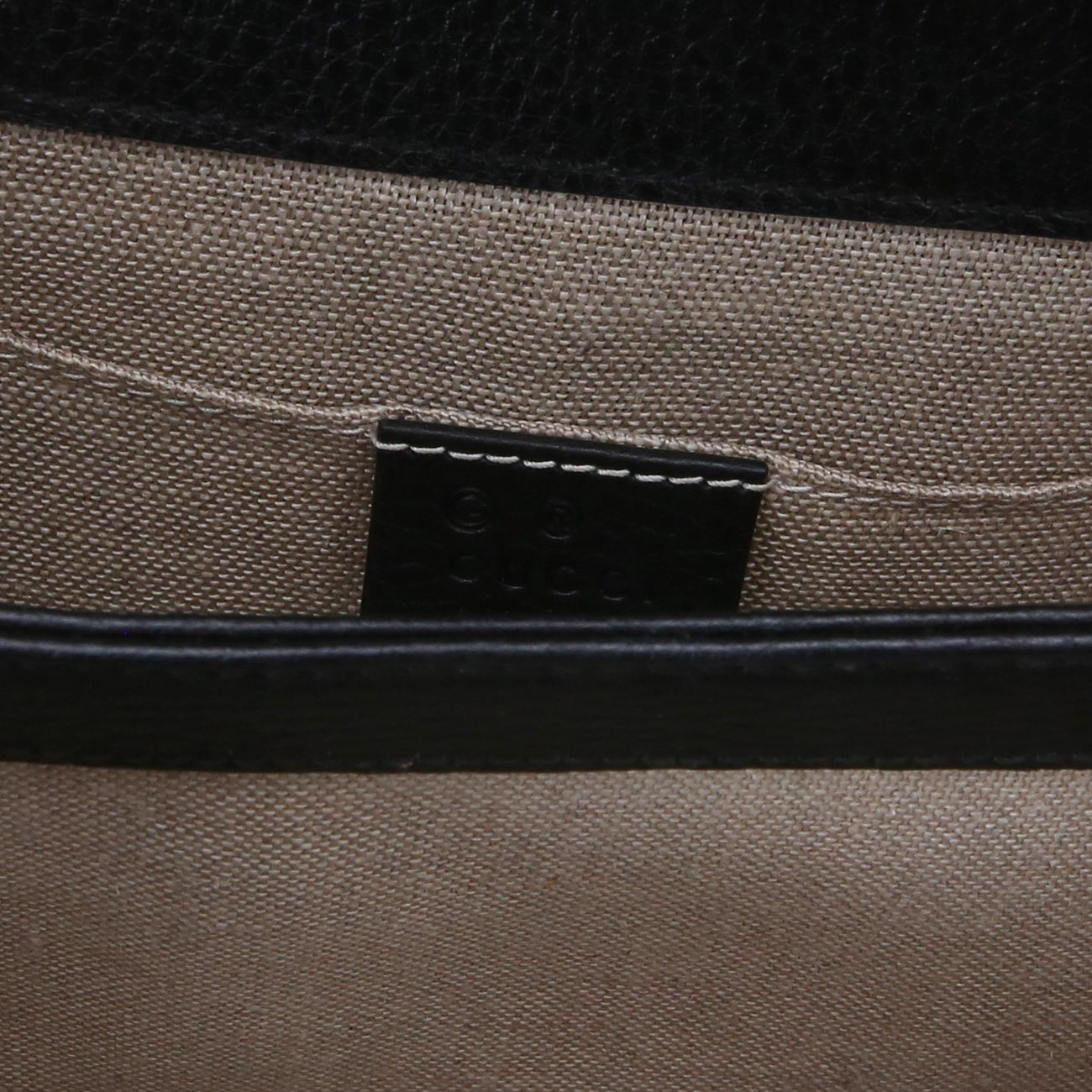 GUCCI(USED)구찌 510304 인터로킹 체인 숄더백