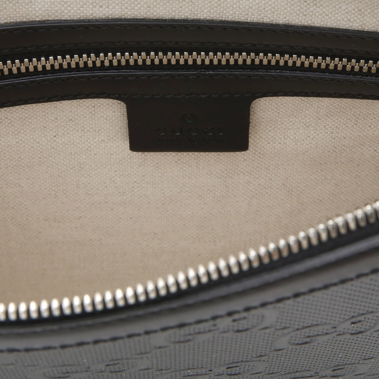 GUCCI(USED)구찌 646449 GG 엠보스 클러치