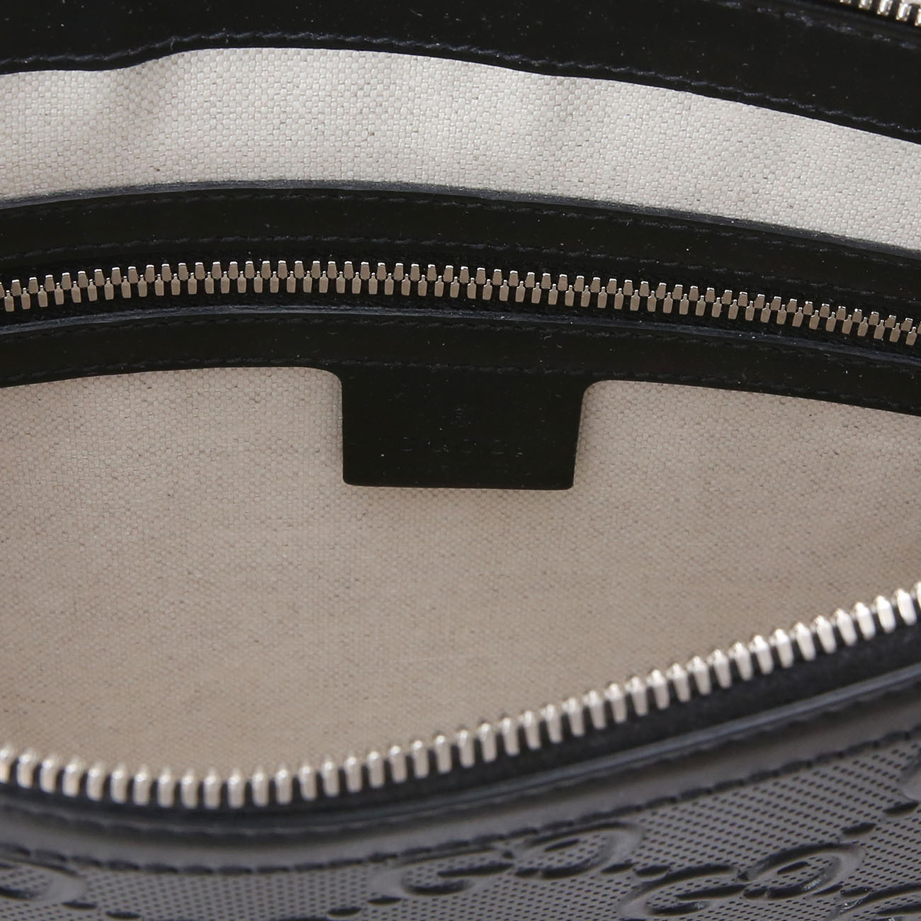GUCCI(USED)구찌 646449 GG 엠보스 클러치
