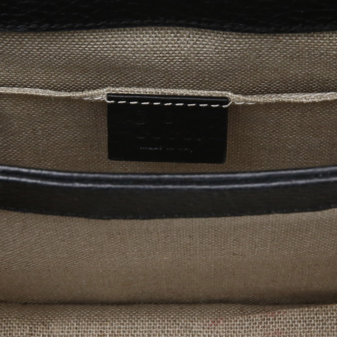GUCCI(USED)구찌 510304 인터로킹 GG 체인백